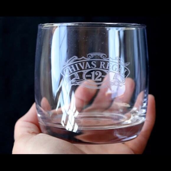 Chivas Regal Aged 12 Years Etched Round Bar Glass FLAWLESS - Picture 3 of 6